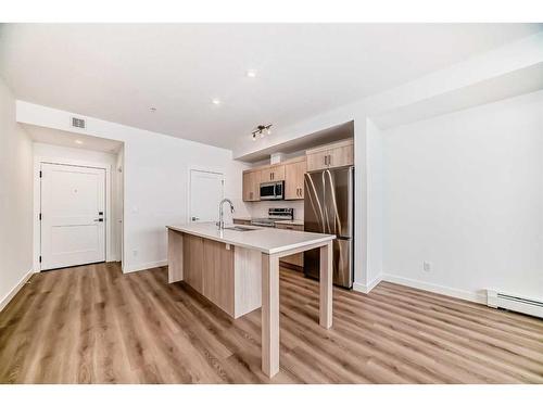 204-60 Sage Hill Walk Nw, Calgary, AB - Indoor Photo Showing Kitchen