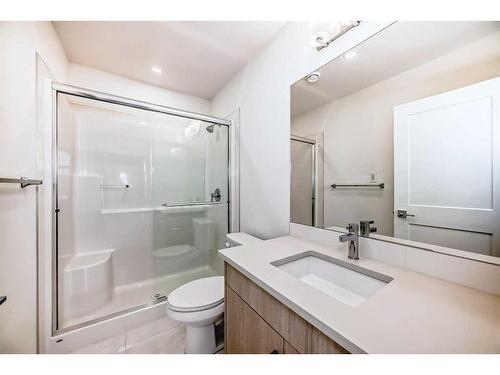 204-60 Sage Hill Walk Nw, Calgary, AB - Indoor Photo Showing Bathroom