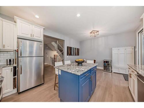 1840 31 Avenue Sw, Calgary, AB - Indoor Photo Showing Kitchen With Upgraded Kitchen