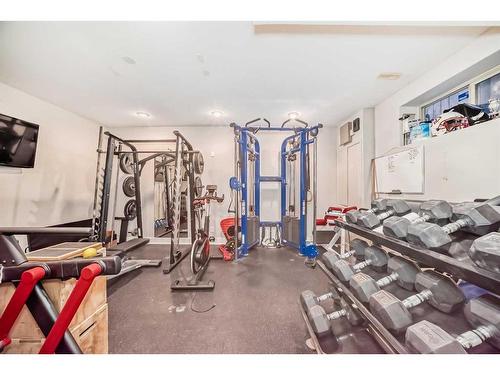 1840 31 Avenue Sw, Calgary, AB - Indoor Photo Showing Gym Room