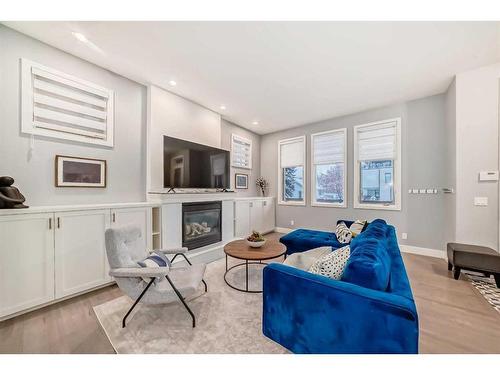 1840 31 Avenue Sw, Calgary, AB - Indoor Photo Showing Living Room With Fireplace