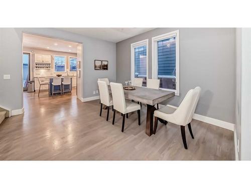 1840 31 Avenue Sw, Calgary, AB - Indoor Photo Showing Dining Room