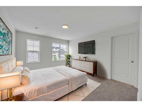 62 Sugarsnap Gardens Se, Calgary, AB - Indoor Photo Showing Bedroom