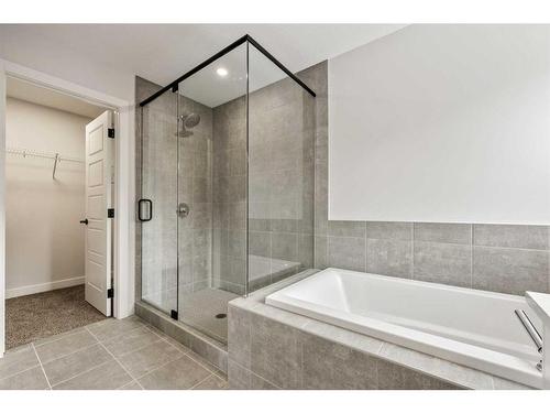 382 Rivercrest Road, Cochrane, AB - Indoor Photo Showing Bathroom