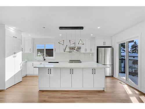 1190 Ranchlands Boulevard Nw, Calgary, AB - Indoor Photo Showing Kitchen With Upgraded Kitchen