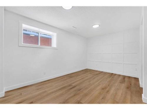 1190 Ranchlands Boulevard Nw, Calgary, AB - Indoor Photo Showing Other Room