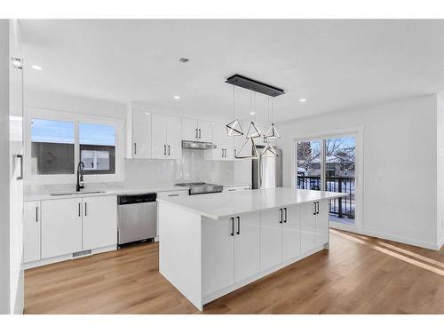 1190 Ranchlands Boulevard Nw, Calgary, AB - Indoor Photo Showing Kitchen With Upgraded Kitchen