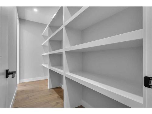 205 South Shore View, Chestermere, AB - Indoor With Storage