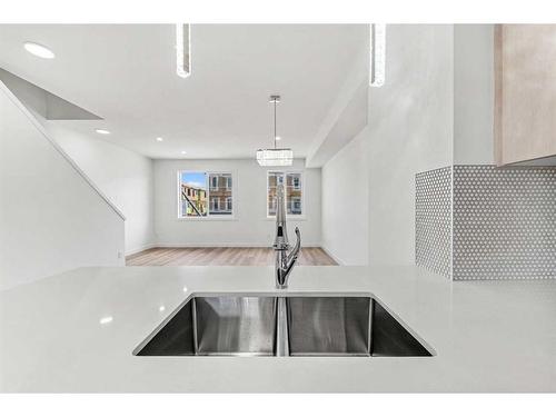 103-75 Cornerstone Row Ne, Calgary, AB - Indoor Photo Showing Kitchen