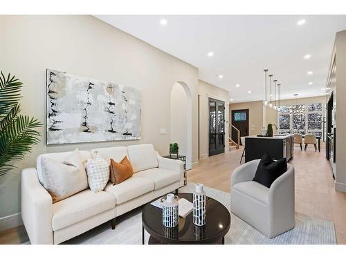 161 Heston Street Nw, Calgary, AB - Indoor Photo Showing Living Room