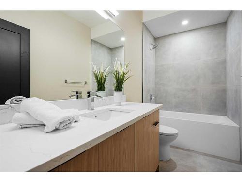 161 Heston Street Nw, Calgary, AB - Indoor Photo Showing Bathroom