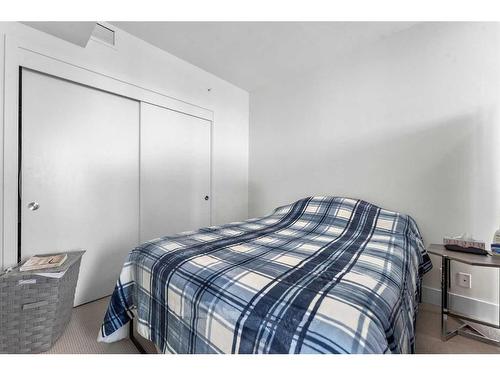 3107-901 10 Avenue Sw, Calgary, AB - Indoor Photo Showing Bedroom