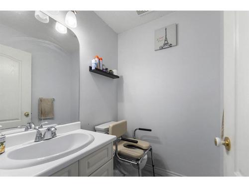 193 Tarington Close Ne, Calgary, AB - Indoor Photo Showing Bathroom