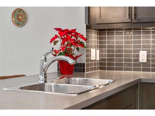 3207-402 Kincora Glen Road Nw, Calgary, AB - Indoor Photo Showing Kitchen With Double Sink