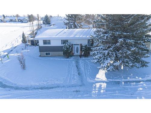 21 Westrose Avenue, Claresholm, AB - Outdoor