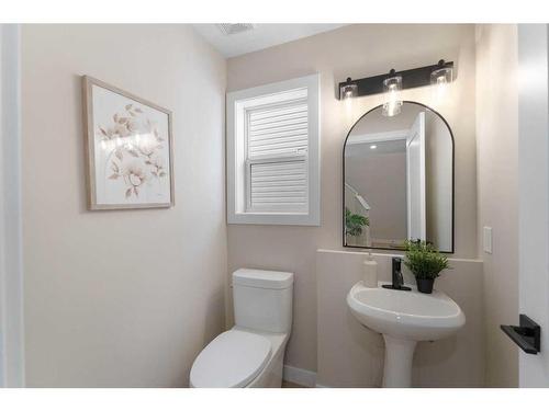 114 Bridleridge Circle Sw, Calgary, AB - Indoor Photo Showing Bathroom