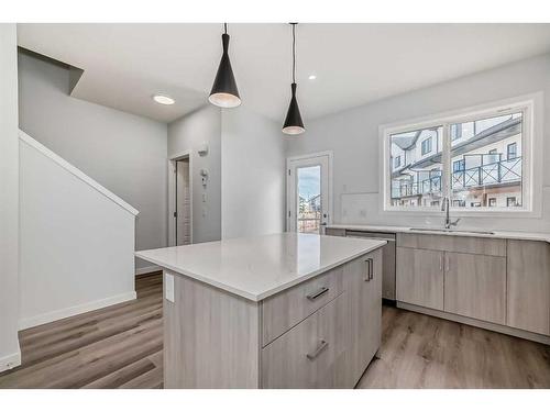 334 Ambleton Street Nw, Calgary, AB - Indoor Photo Showing Kitchen