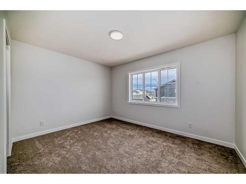 334 Ambleton Street Nw, Calgary, AB - Indoor Photo Showing Other Room