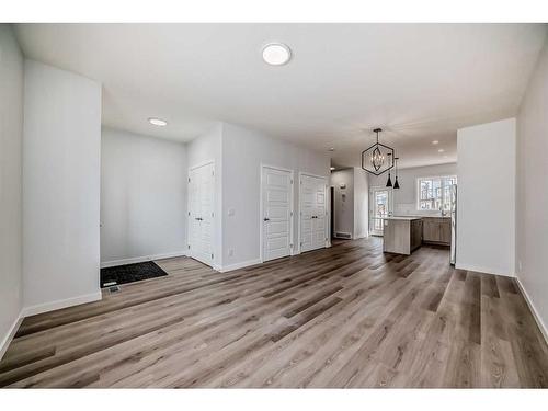 334 Ambleton Street Nw, Calgary, AB - Indoor