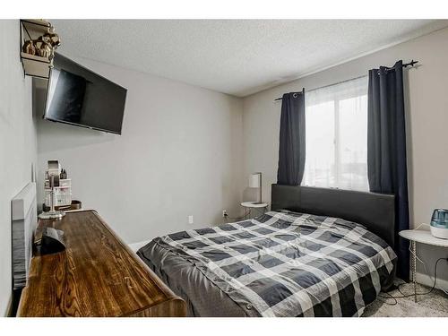 116 Falmere Way Ne, Calgary, AB - Indoor Photo Showing Bedroom