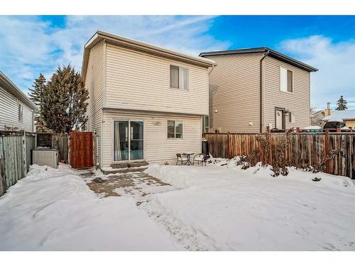 116 Falmere Way Ne, Calgary, AB - Outdoor