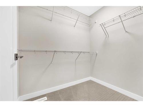 602 Rangeview Street Se, Calgary, AB - Indoor With Storage