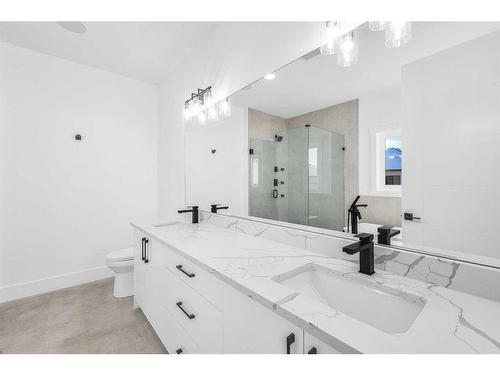 127 Saddlepeace Manor Ne, Calgary, AB - Indoor Photo Showing Bathroom