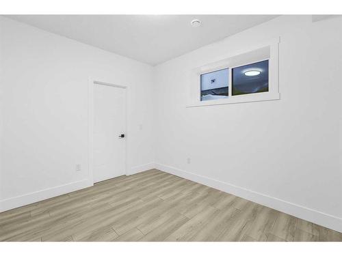 127 Saddlepeace Manor Ne, Calgary, AB - Indoor Photo Showing Other Room