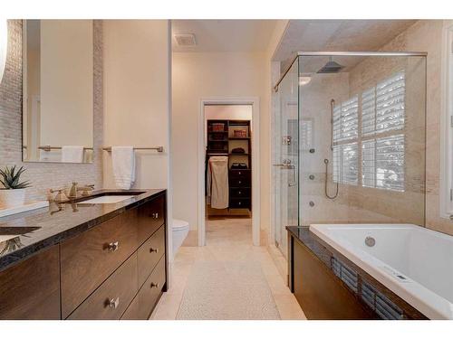 24 Schiller Crescent Nw, Calgary, AB - Indoor Photo Showing Bathroom