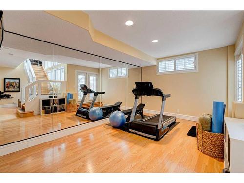 24 Schiller Crescent Nw, Calgary, AB - Indoor Photo Showing Gym Room