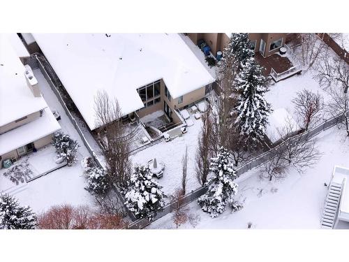 24 Schiller Crescent Nw, Calgary, AB - Outdoor