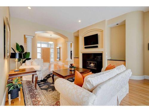 24 Schiller Crescent Nw, Calgary, AB - Indoor Photo Showing Living Room With Fireplace