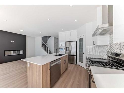 374 Corner Glen Way Ne, Calgary, AB - Indoor Photo Showing Kitchen With Upgraded Kitchen