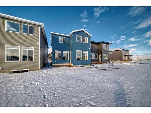 374 Corner Glen Way Ne, Calgary, AB - Outdoor