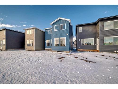 374 Corner Glen Way Ne, Calgary, AB - Outdoor