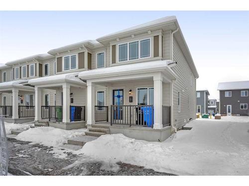 281 Yorkville Boulevard Sw, Calgary, AB - Outdoor With Facade