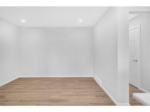 281 Yorkville Boulevard Sw, Calgary, AB - Indoor Photo Showing Other Room