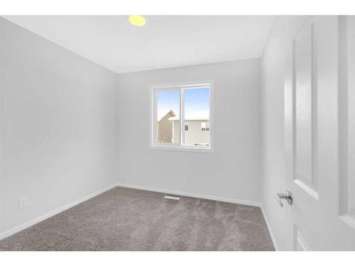 281 Yorkville Boulevard Sw, Calgary, AB - Indoor Photo Showing Other Room