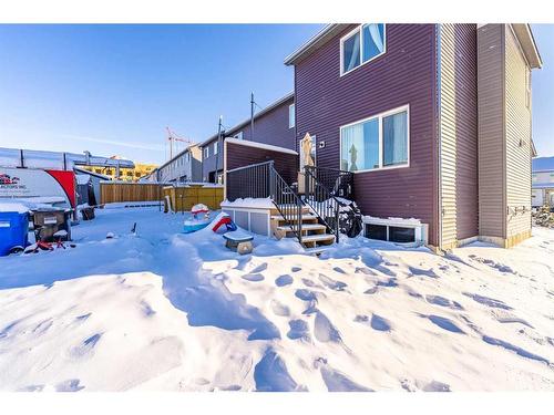 256 142 Avenue Nw, Calgary, AB - Outdoor