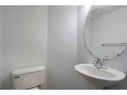 217 Mckenzie Towne Lane Se, Calgary, AB - Indoor Photo Showing Bathroom