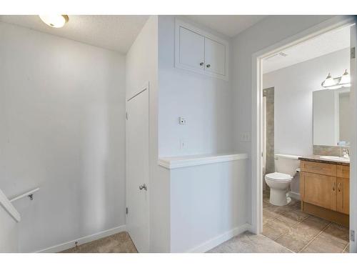 217 Mckenzie Towne Lane Se, Calgary, AB - Indoor Photo Showing Bathroom