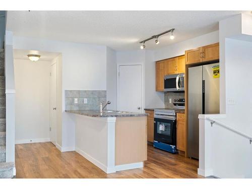 217 Mckenzie Towne Lane Se, Calgary, AB - Indoor Photo Showing Kitchen