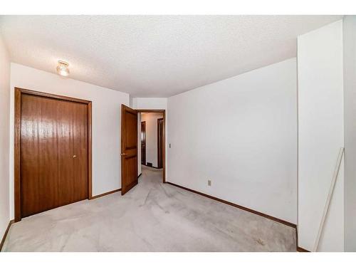 236 Scenic Hill Close Nw, Calgary, AB - Indoor Photo Showing Other Room