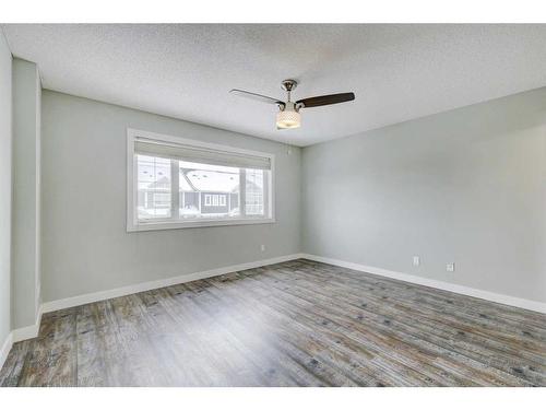 135 Baysprings Terrace, Airdrie, AB - Indoor Photo Showing Other Room