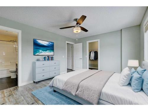 135 Baysprings Terrace, Airdrie, AB - Indoor Photo Showing Bedroom