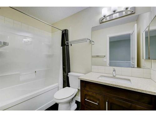 135 Baysprings Terrace, Airdrie, AB - Indoor Photo Showing Bathroom