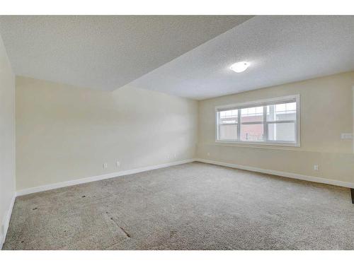 135 Baysprings Terrace, Airdrie, AB - Indoor Photo Showing Other Room