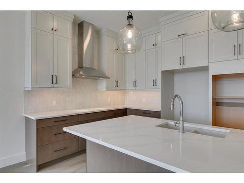 71 Royal Birch Cove Nw, Calgary, AB - Indoor Photo Showing Kitchen