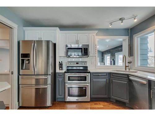 151 Midvalley Place Se, Calgary, AB - Indoor Photo Showing Kitchen With Stainless Steel Kitchen