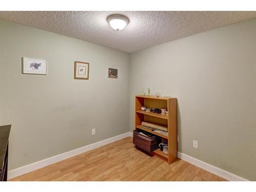 206-1206 Hawksbrow Point Nw, Calgary, AB - Indoor